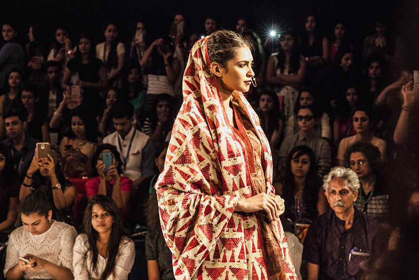 small_23_FW_Lakme_IMG_7174